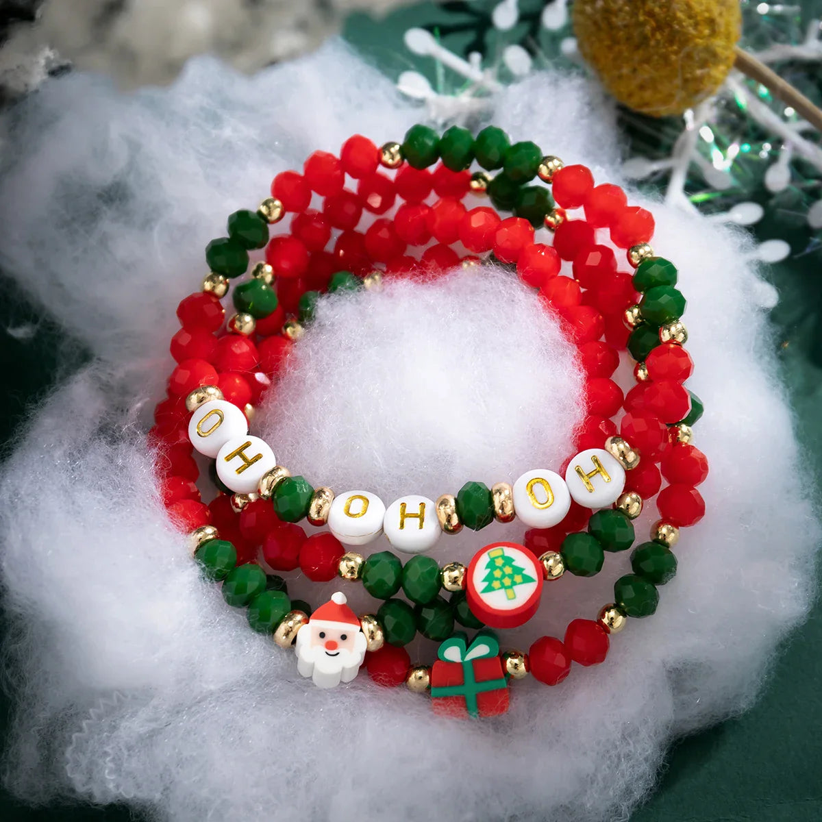 4-teiliges Weihnachtsperlen-Armband-Set