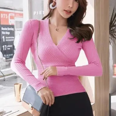 Mareike- Slim-Fit-Pullover mit tiefem V-Ausschnitt für Damen