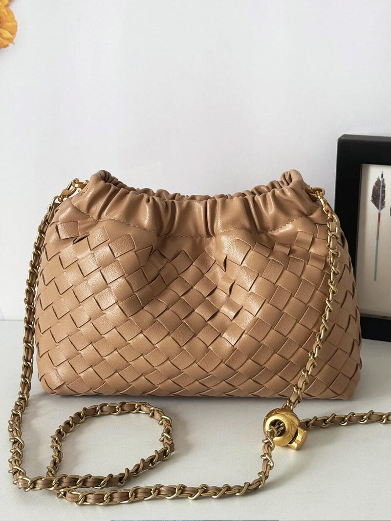 Mave | Luxuriöse Damen-Tasche mit goldener Kette